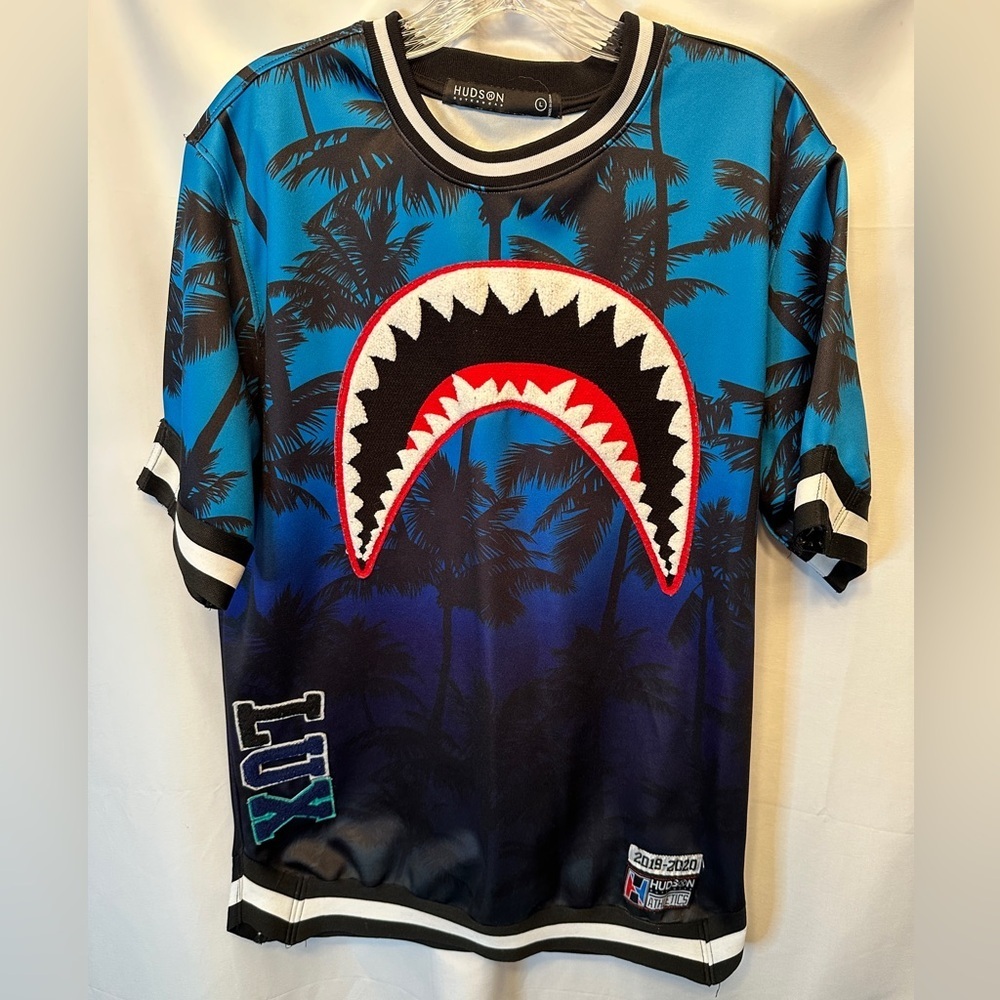 Hudson Outerwear Size Large Shark Mouth Stitched LUX‎ Hawaiian T-Shirt Blue Palm